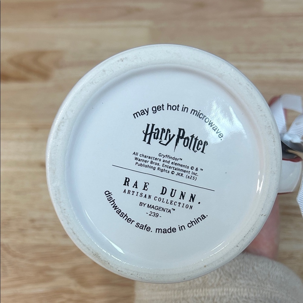 Rae Dunn . Harry Potter Mug Gryffindor - Picture 6 of 6